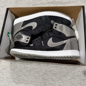 Men's Black and Gray Jordan 1 Size 10M/11.5W